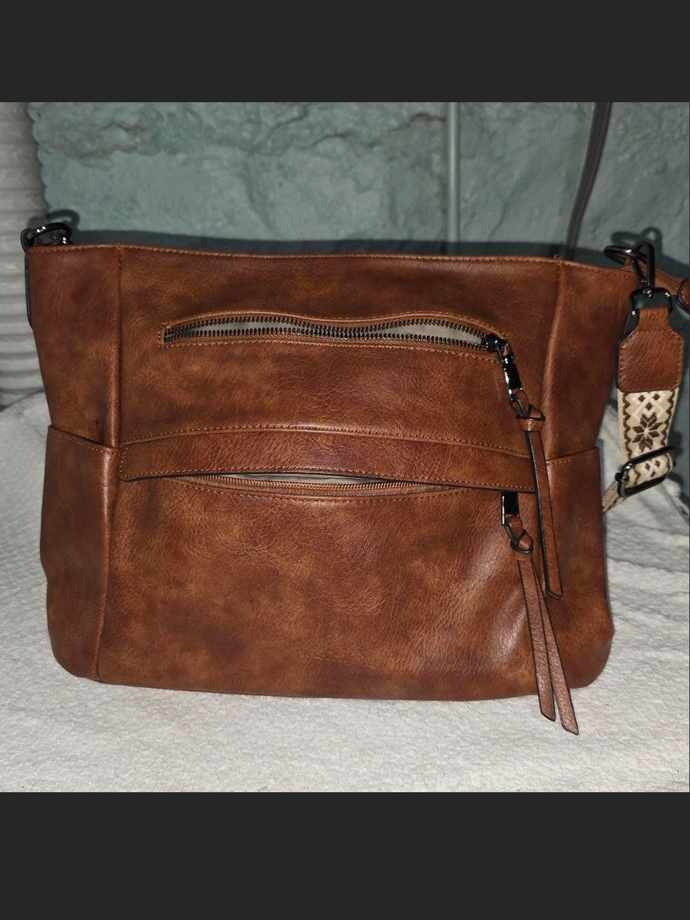 Classic Brown Women’s Leather Crossbody Bag And Wristlet
